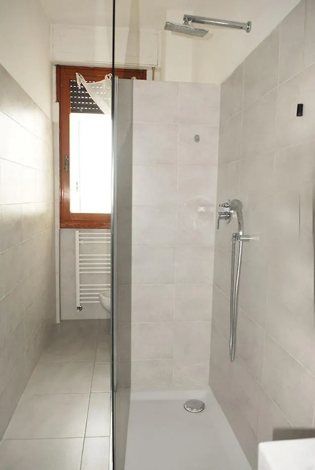 Viareggio Seaside Apartment Private Parking