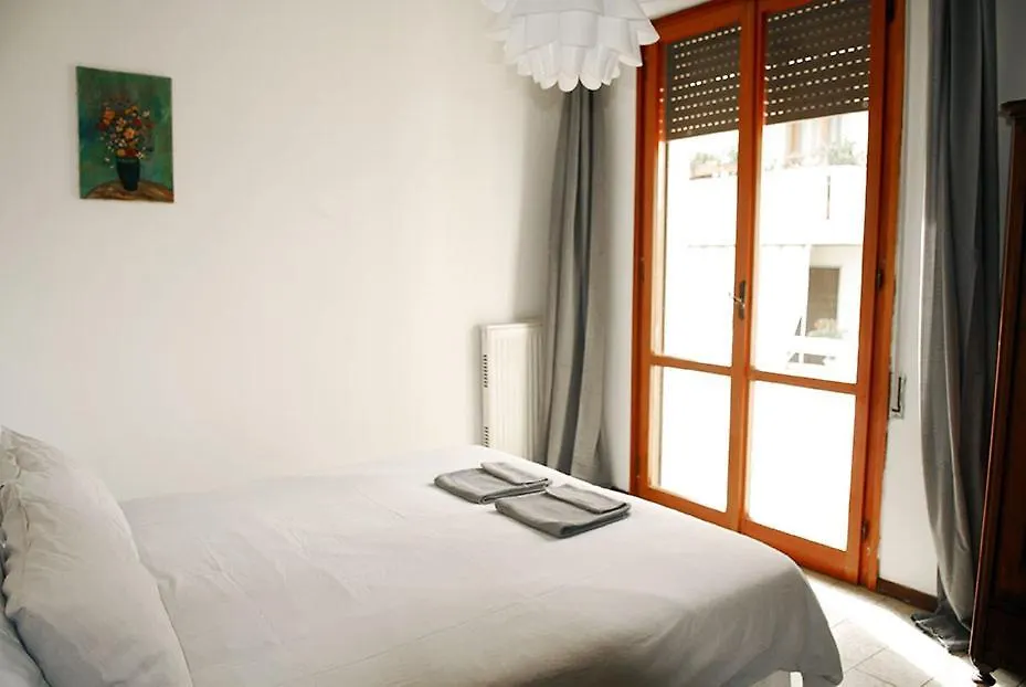 Viareggio Seaside Apartment Private Parking